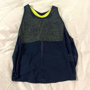 NWOT Nike Women’s Dri-Fit tank top with attached sports bra